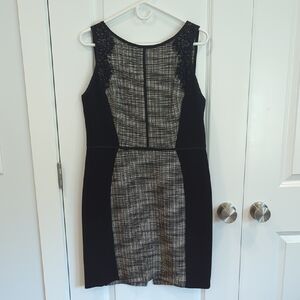 Black and White Sheath Mini Dress Sleeveless Scoop Neck